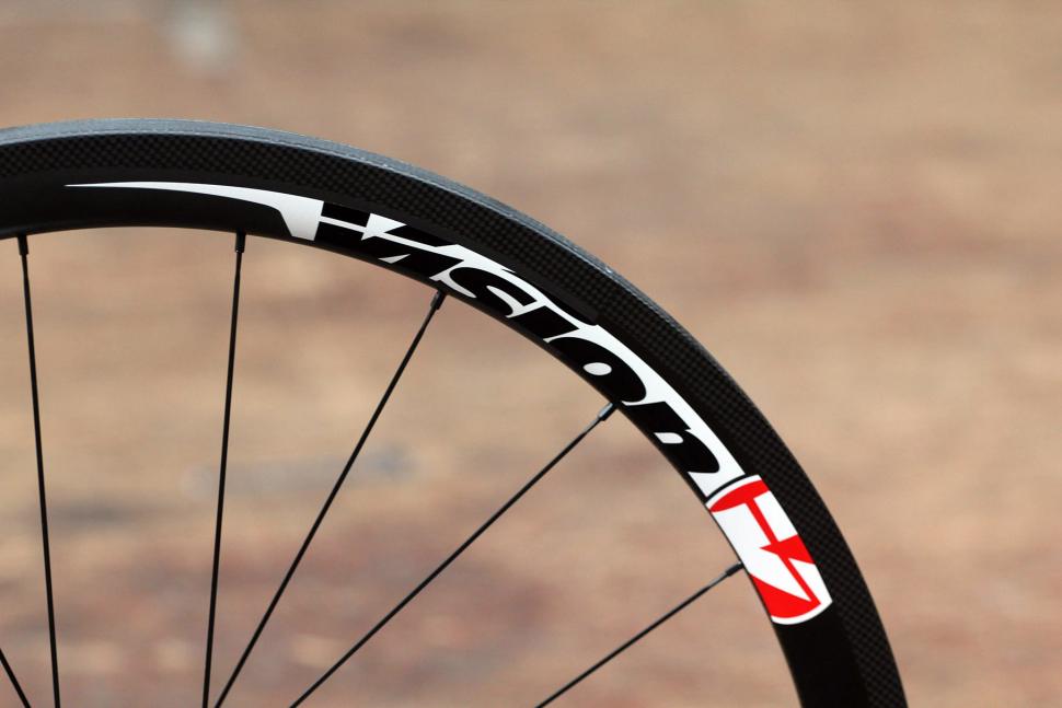 Review: Vision Metron 40 Tubular wheels | road.cc